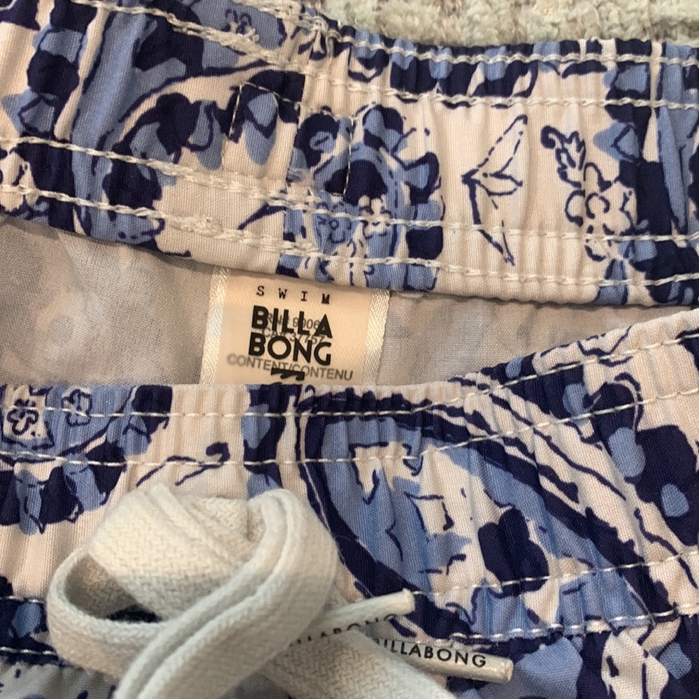 Billabong Swim Shorts - Picture 3 of 3